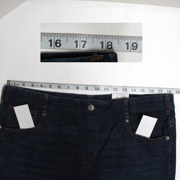 Time and Tru XL 16-18 Dark Wash Pull On Denim Blue Jean Capri Pants - Picture 4 of 8